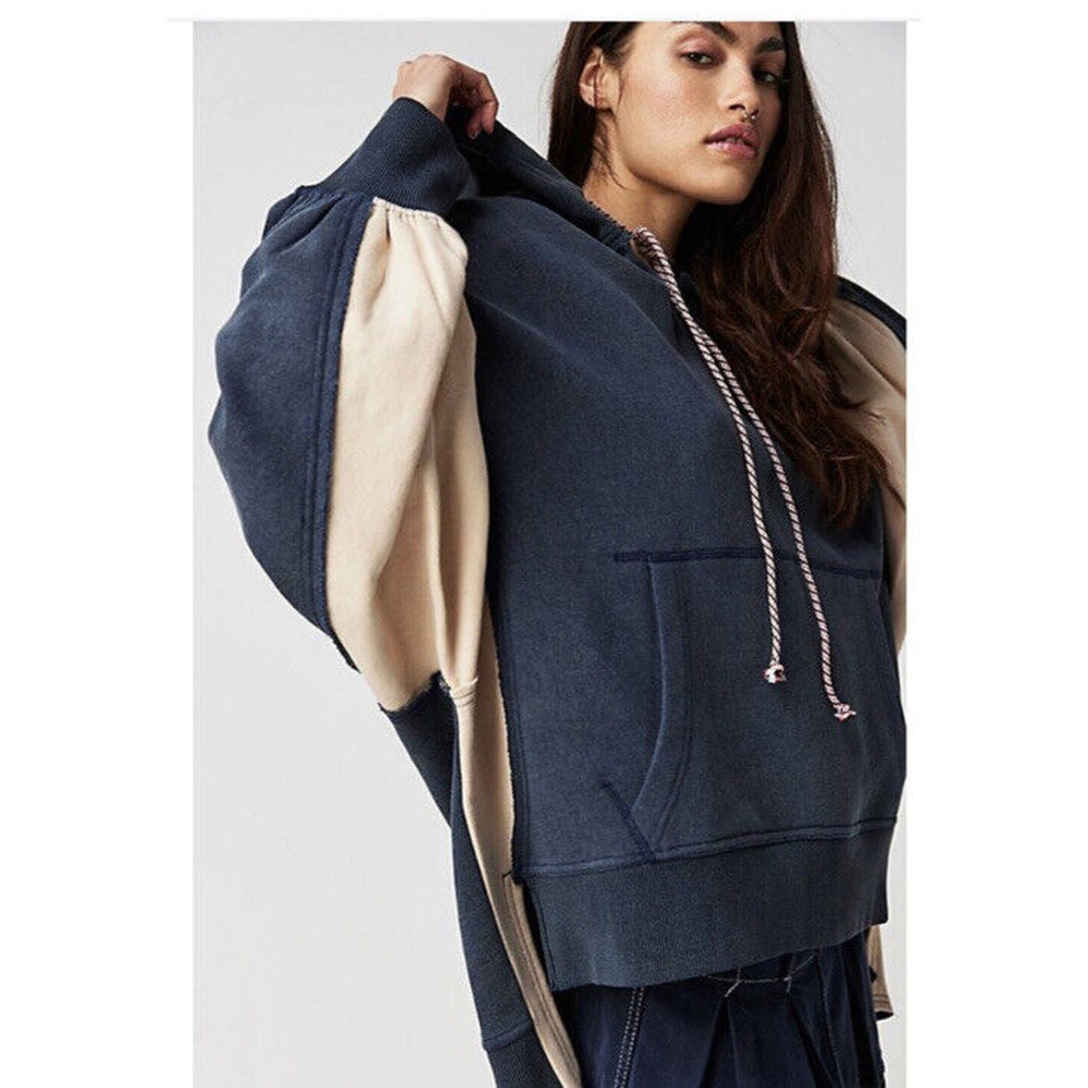 Free People Jimi Sweatshirt Size Small Blue Cream Pullover Hooded - Picture 1 of 8